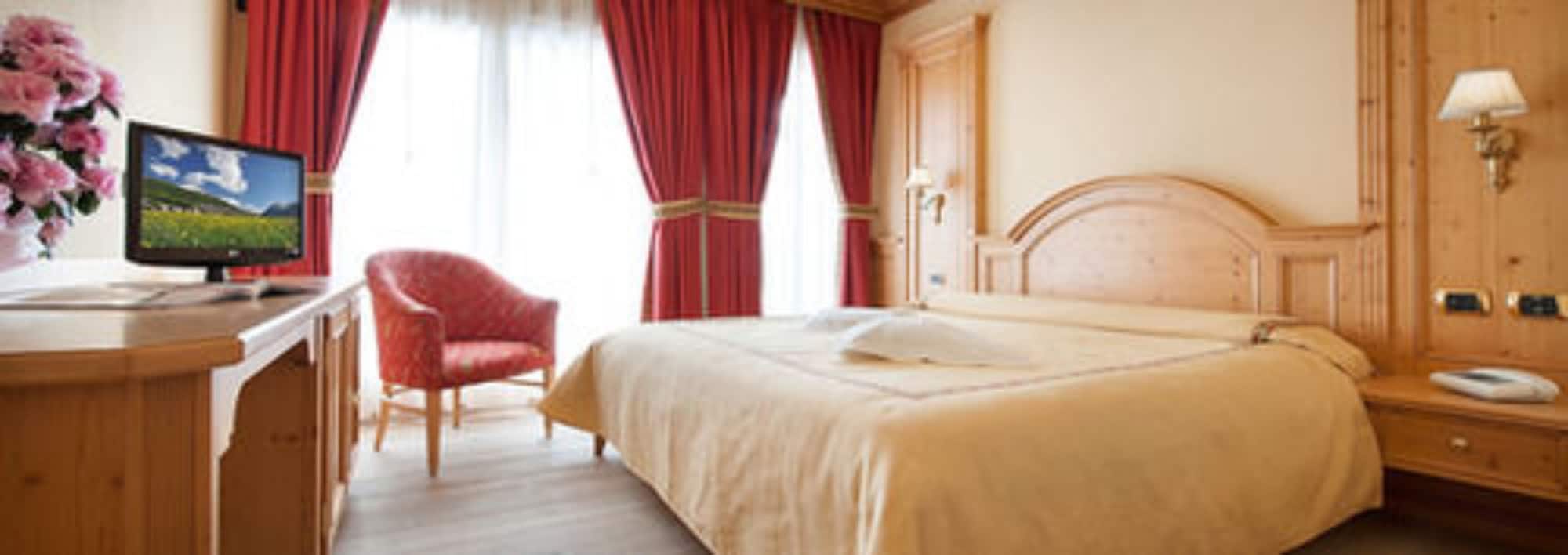 SUPERIOR, DOUBLE BED