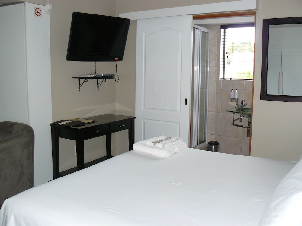 See More Guest House 15/50