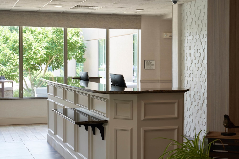 Hilton Garden Inn Evansville 5/50