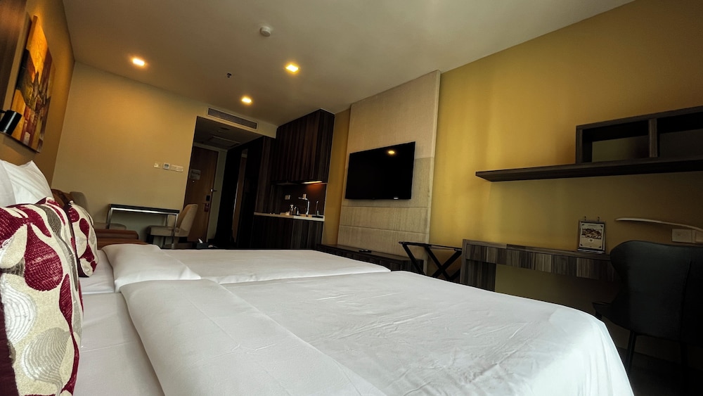 Hollywood, Executive, Studio, Single Bed
