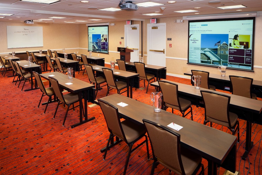 Residence Inn by Marriott Plazzio East 23/34