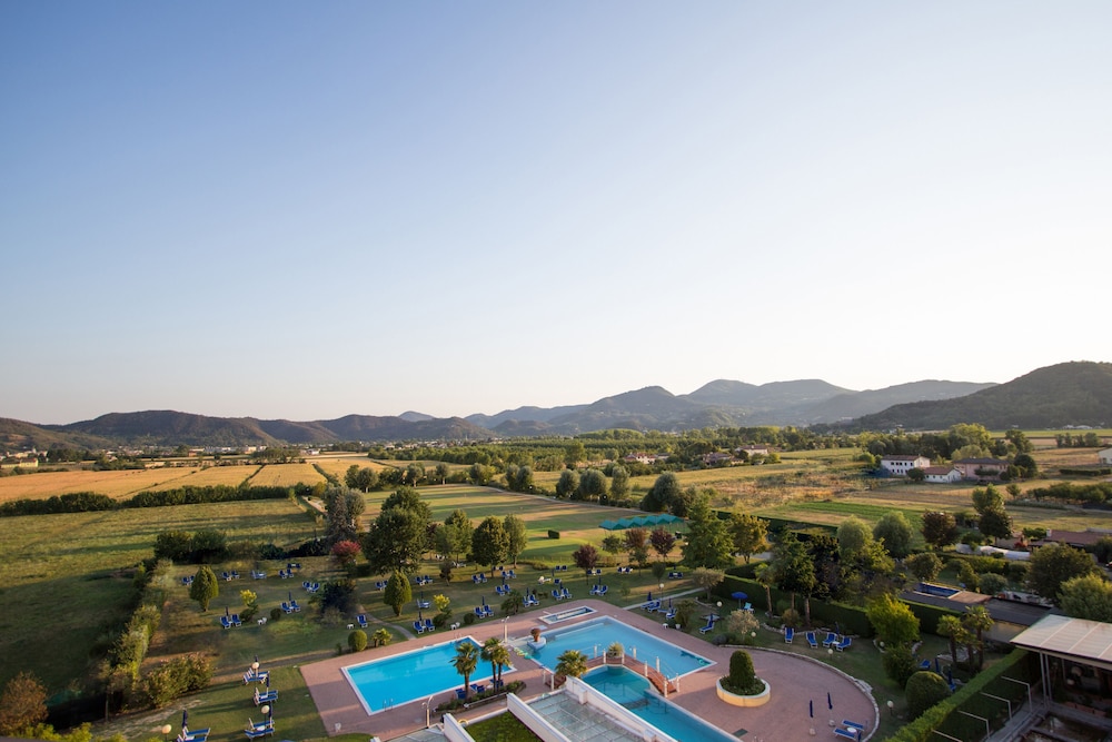 Hotel Terme Leonardo 23/42