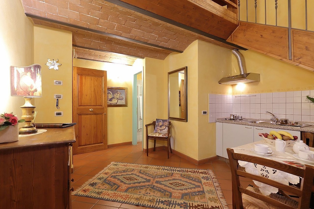 Borgo Di Villa Castelletti 23/62