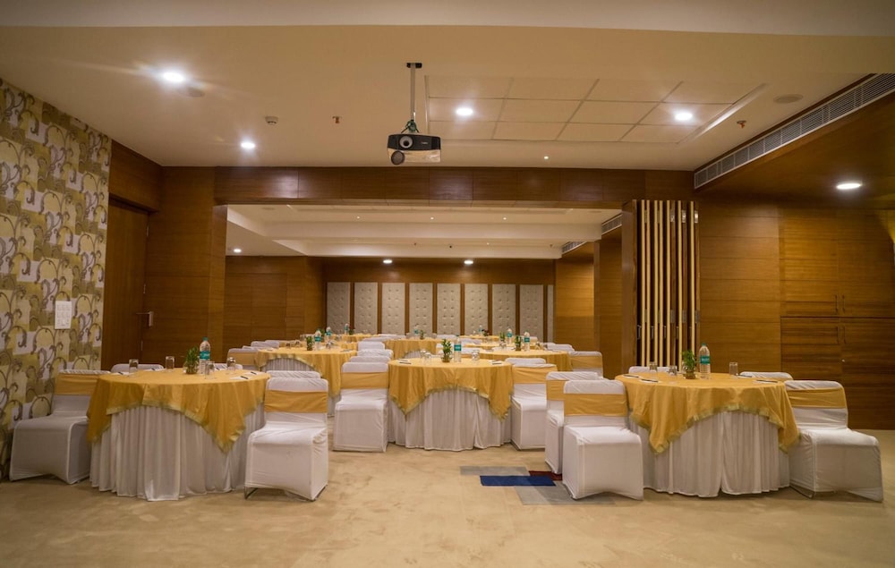 Hotel Udai Median 43/50