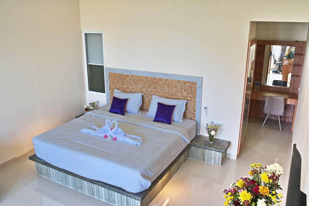 Seamount Hotel 18/50