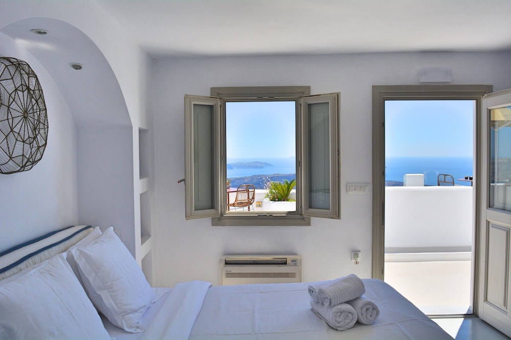 COCOON SUITES 17/68
