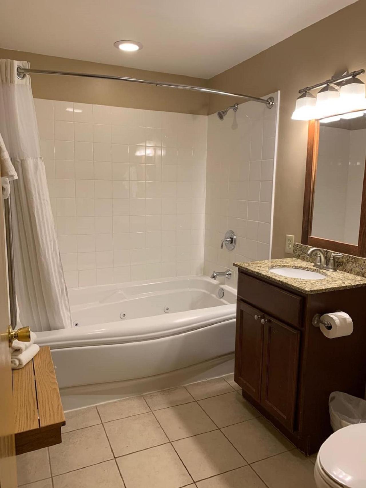 Pocono Villas Resort 45/50
