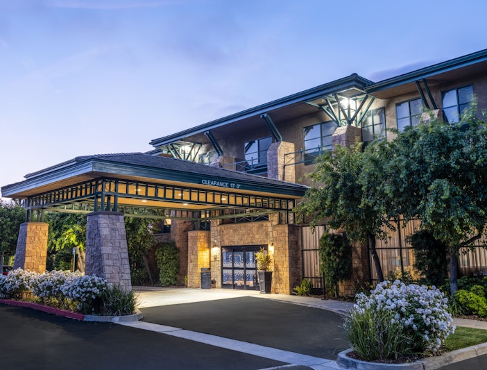 Hampton Inn Suites Agoura Hill 4/46