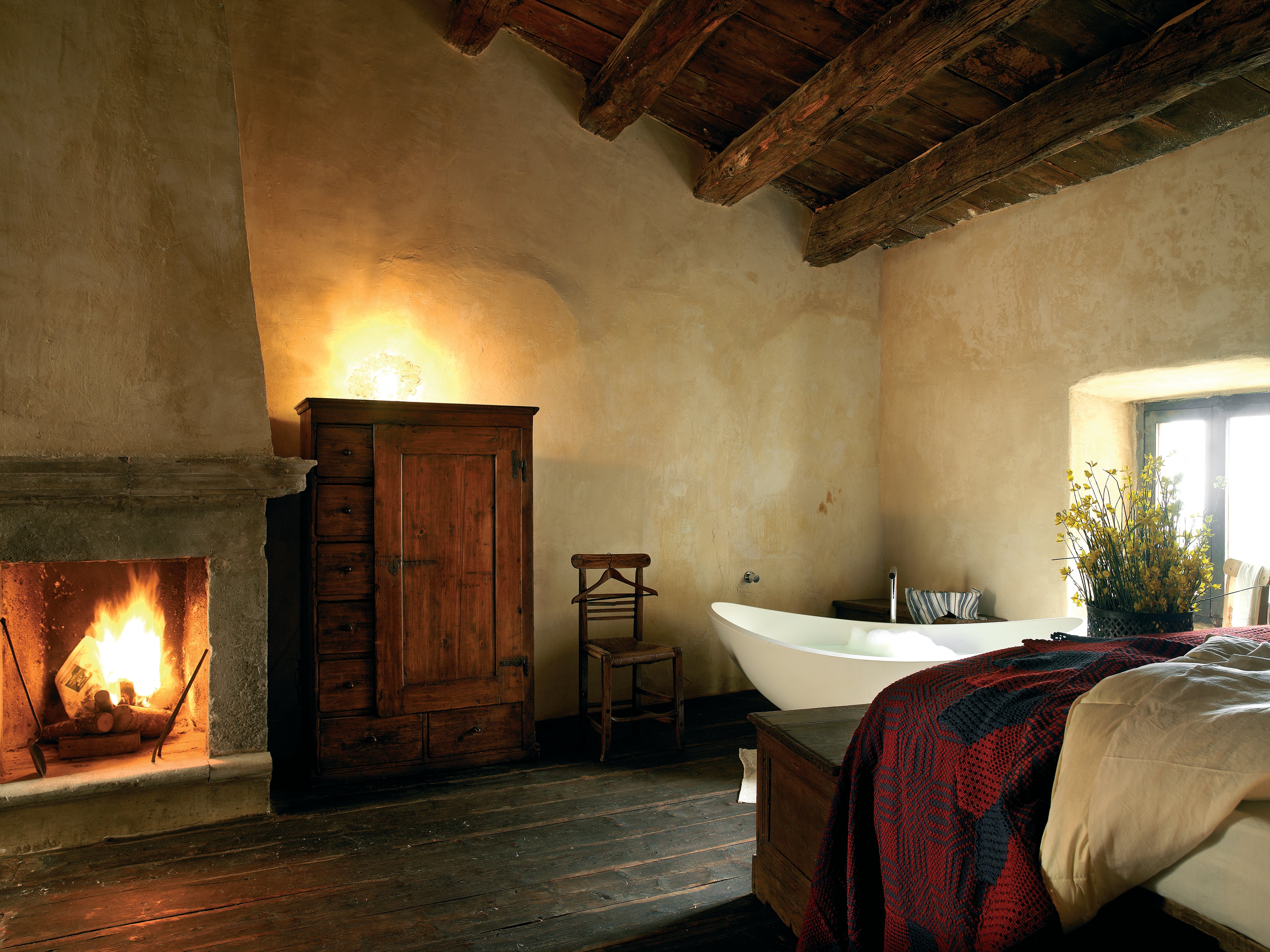SEXTANTIO ALBERGO DIFFUSO 32/50