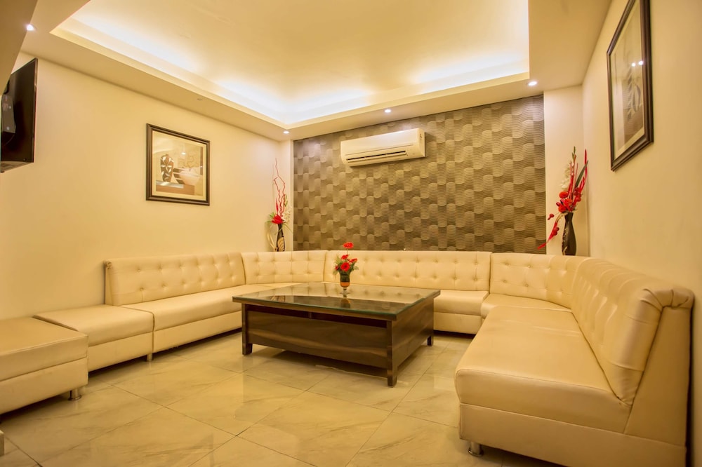 Sarovar Portico 25/50