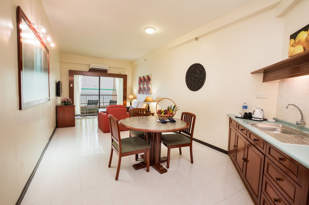 Rainbow Paradise Premium Resort Tanjung Bungah 45/50
