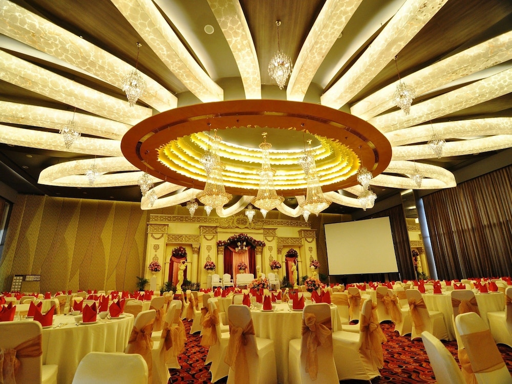 Quest Hotel Simpang Lima Semarang 45/60