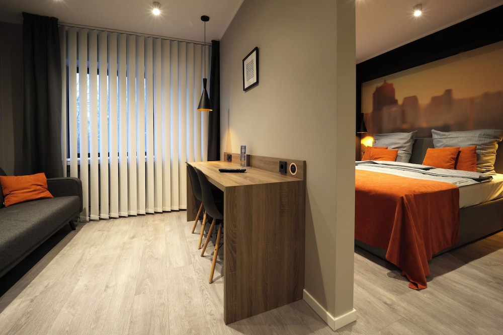 JustStay Solingen 7/50