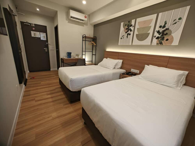 Karasky Hotel 6/11