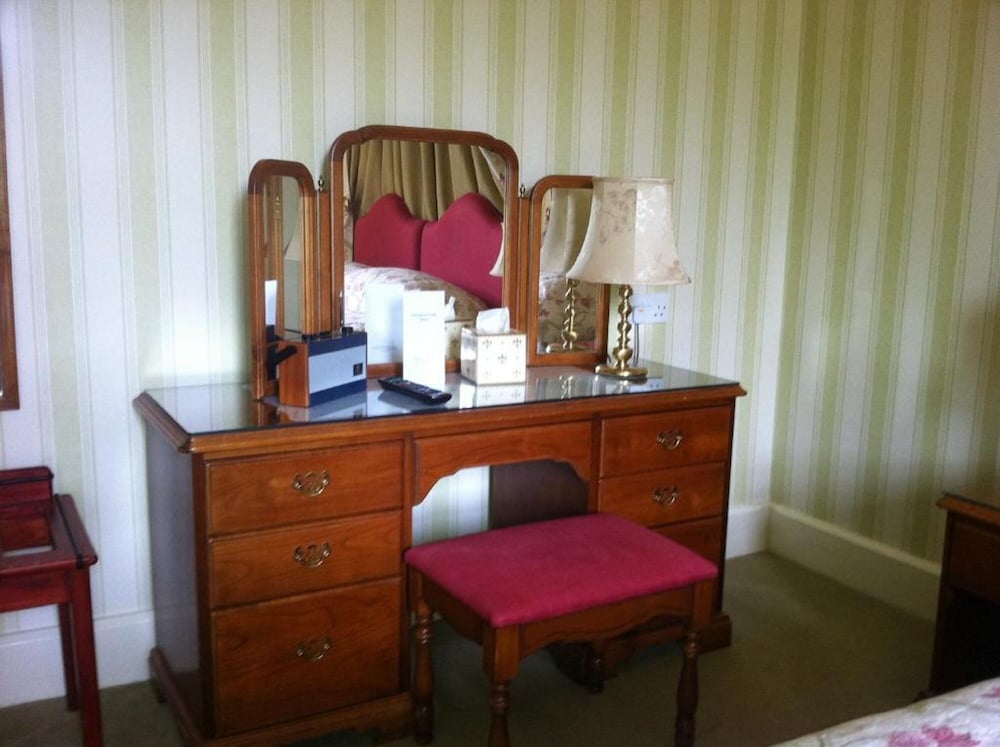 Glengarry Castle Hotel 3/42