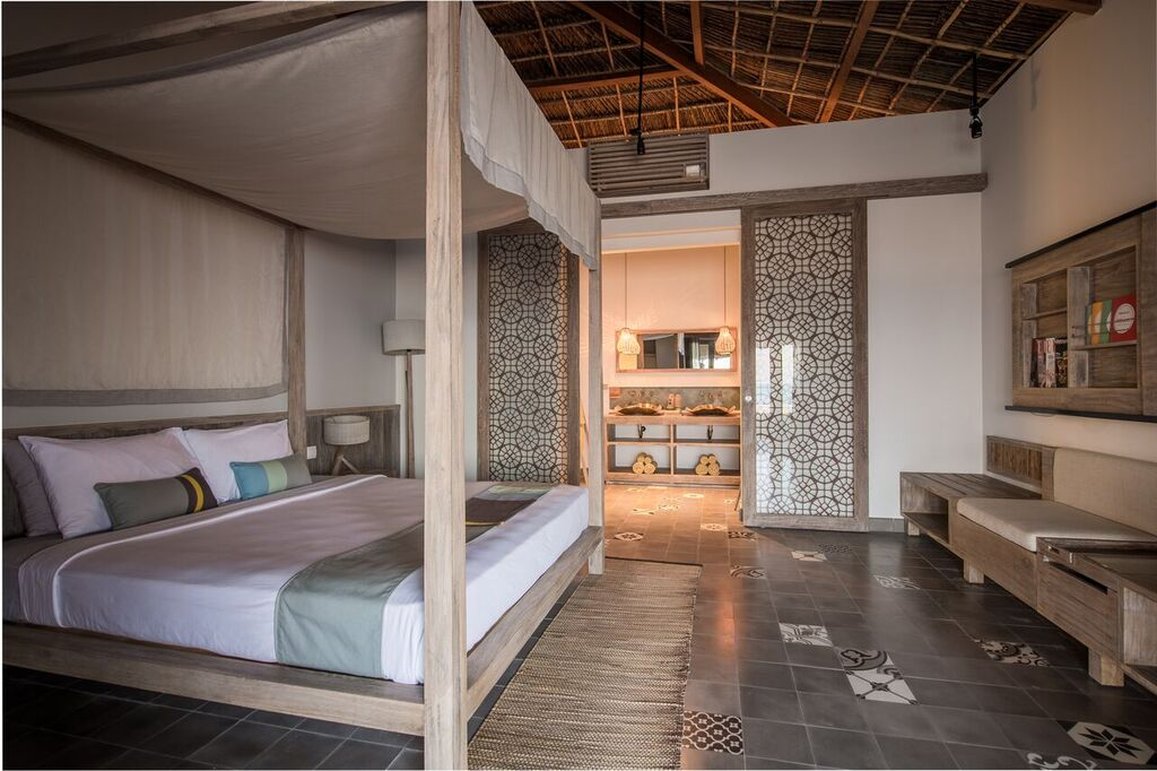Deluxe, Bungalow, Beach Front