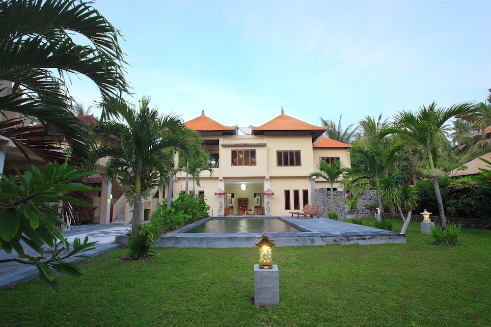 Villa Matanai L 50/56