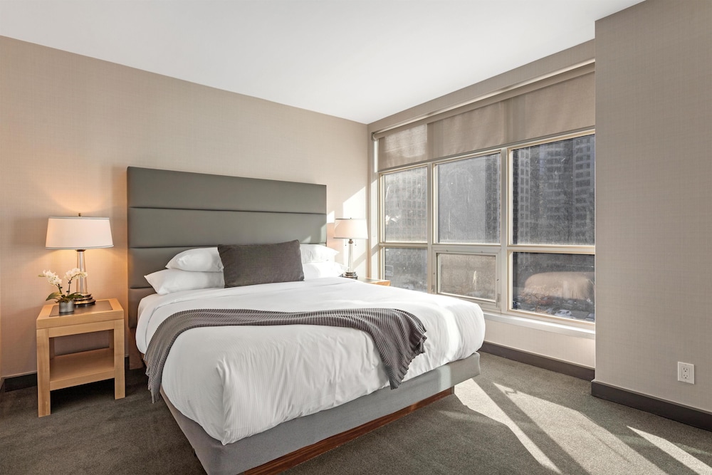 2 BEDROOMS, RESIDENCE, SUITE