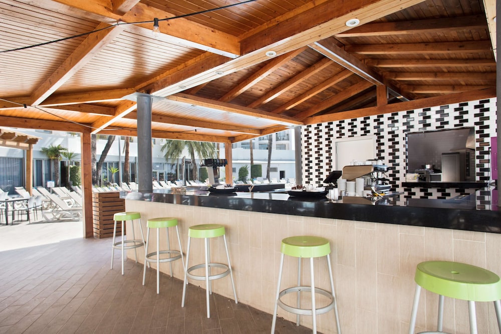 Best Cambrils Hotel 48/68