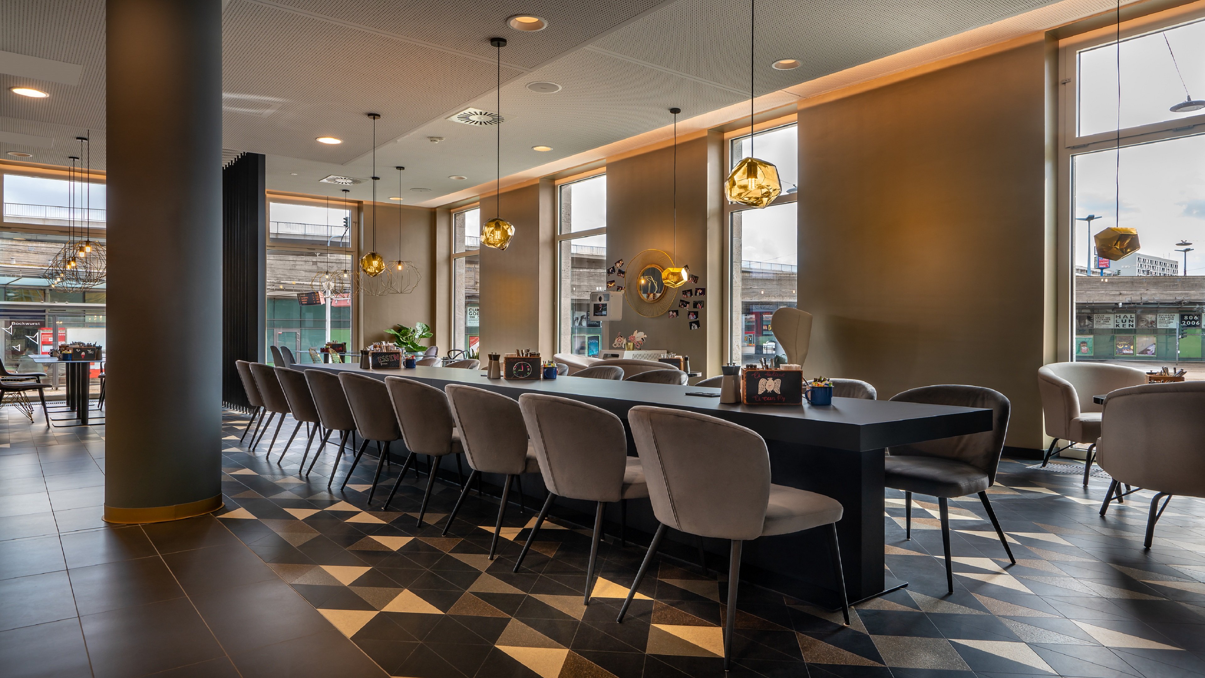 Holiday Inn - the niu, Ridge Halle Central Station, an IHG Hotel 28/39