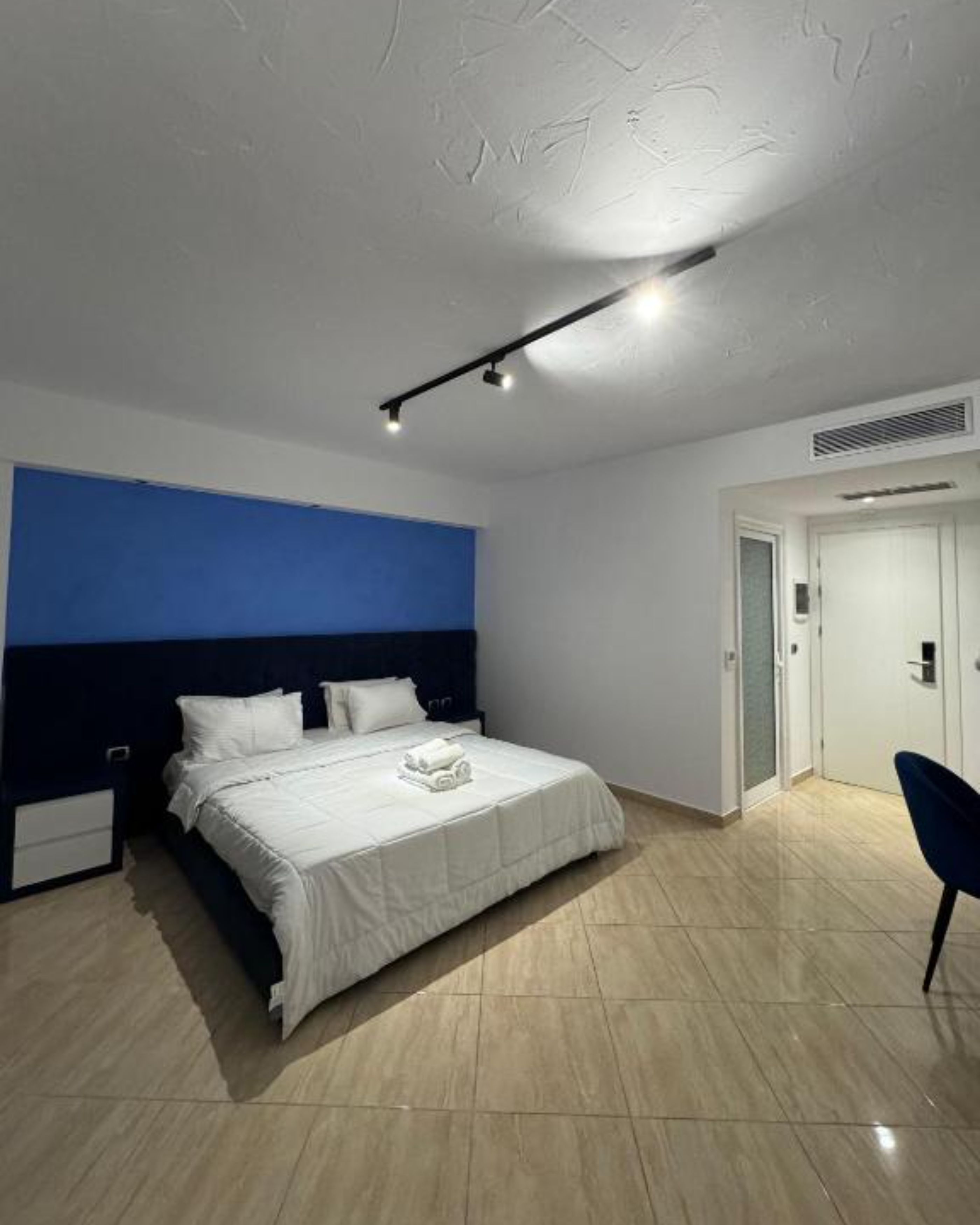 Superior, Double Bed, Balcony
