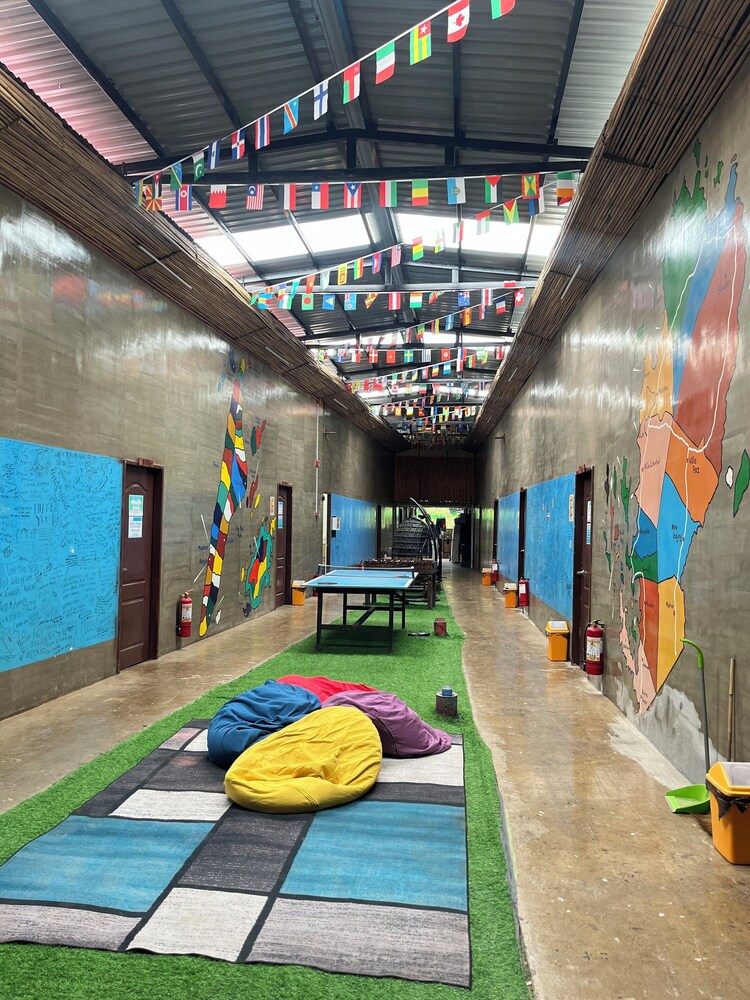 Big Paul Hostel - Adults Only 40/50
