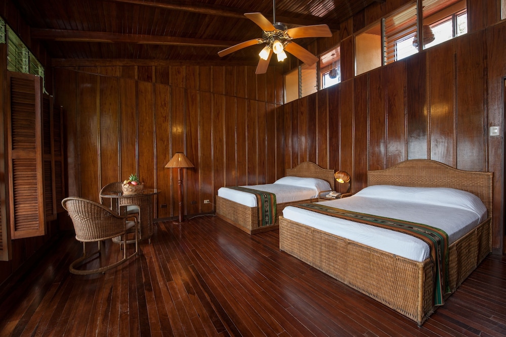 Arenal Lodge 29/73