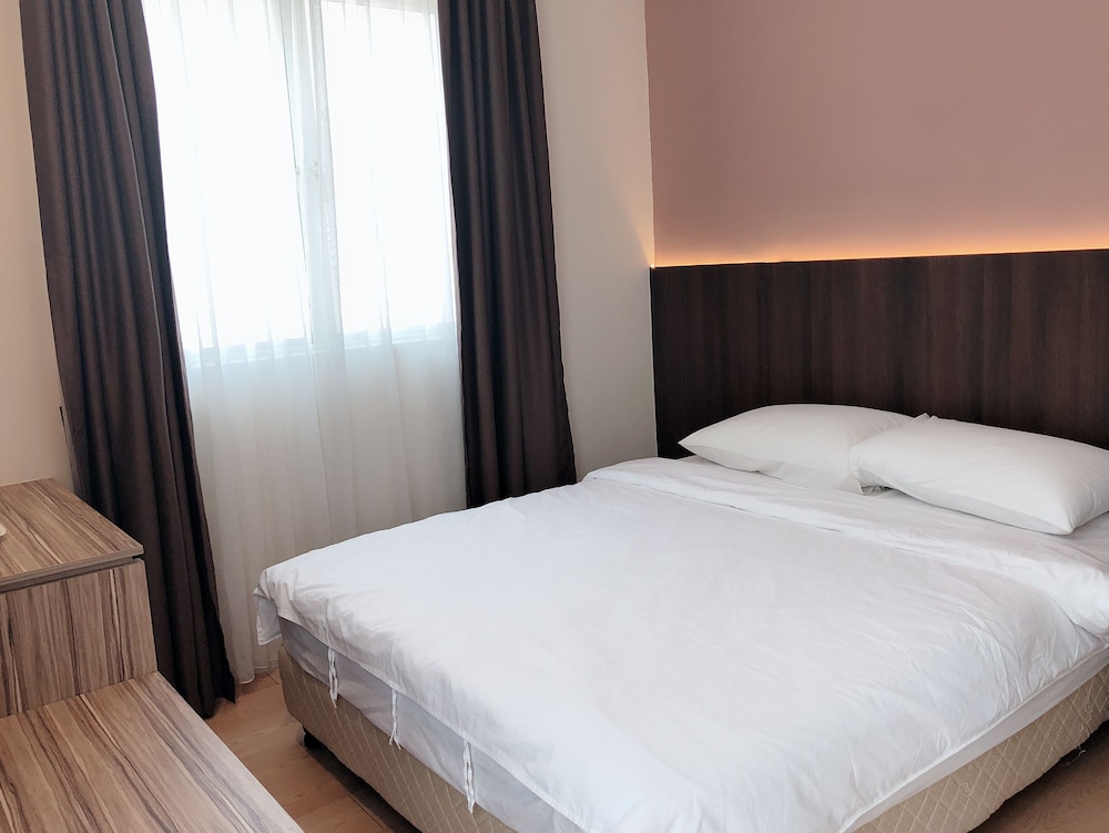 Tumike Hotel 38/58