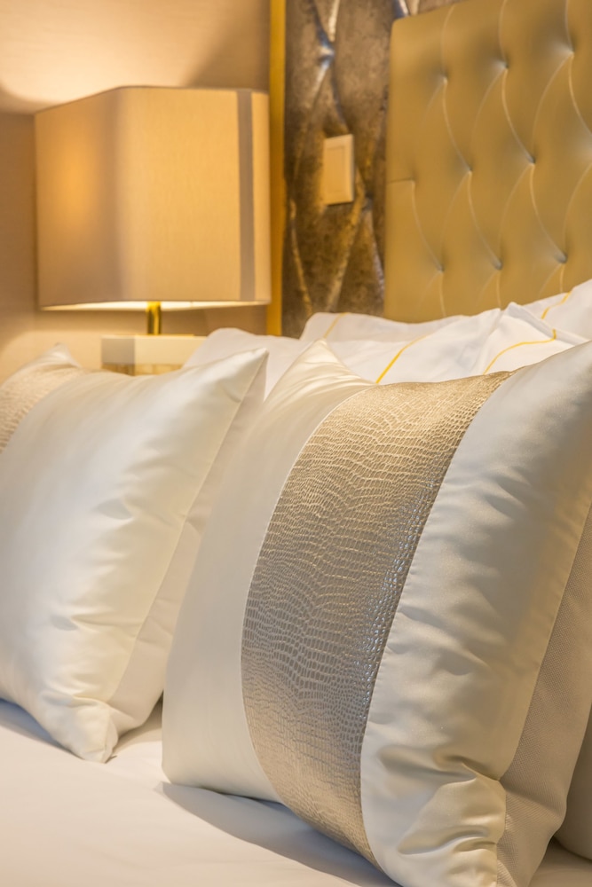 Meraprime Gold Design Hotel 39/57