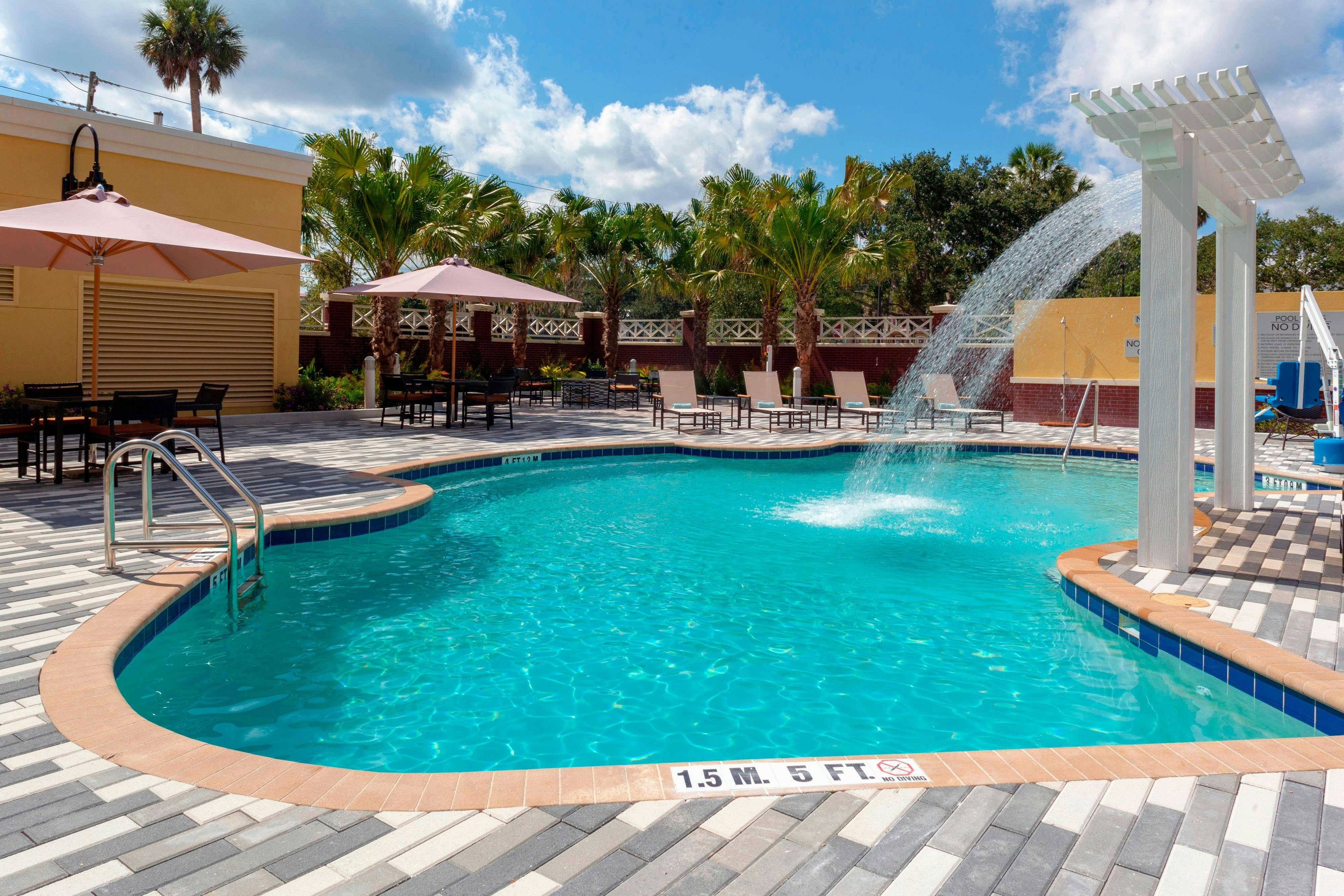 Courtyard By Marriott Deland Historic Downtown 47/47