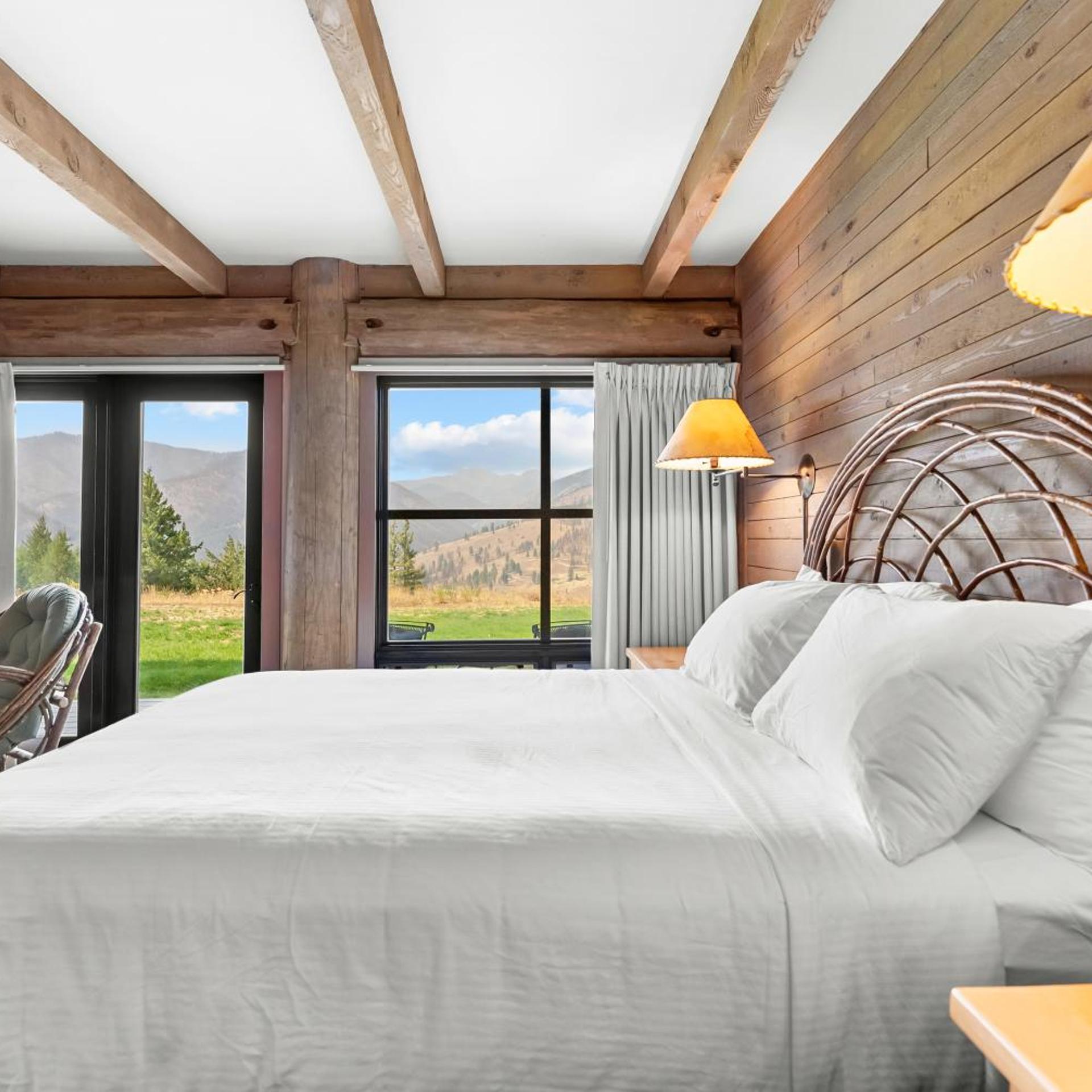 Garden, King Bed, Balcony