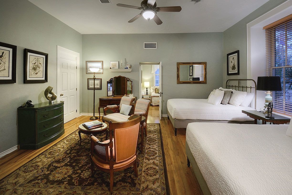 2 Bedrooms, Luxury, Suite, 2 Queen Beds, Sofa