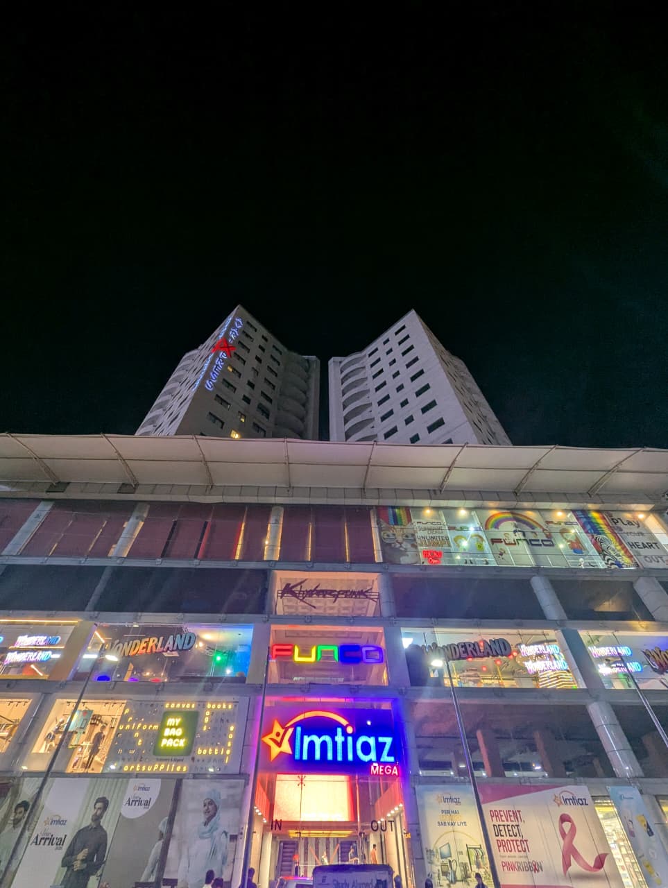 The DownTown Apartments Gulberg in LAHORE