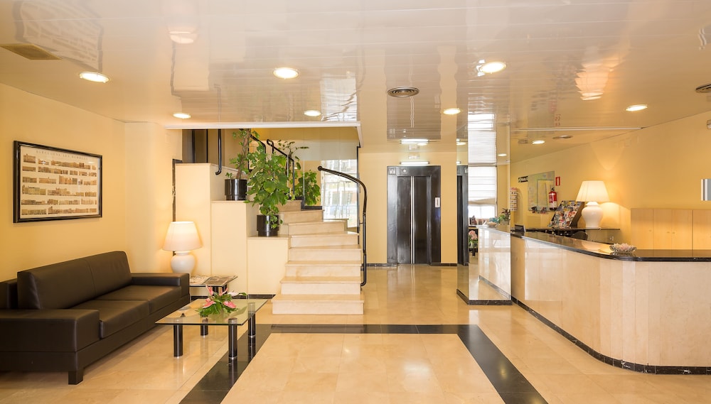 Aparthotel Bertran 12/109