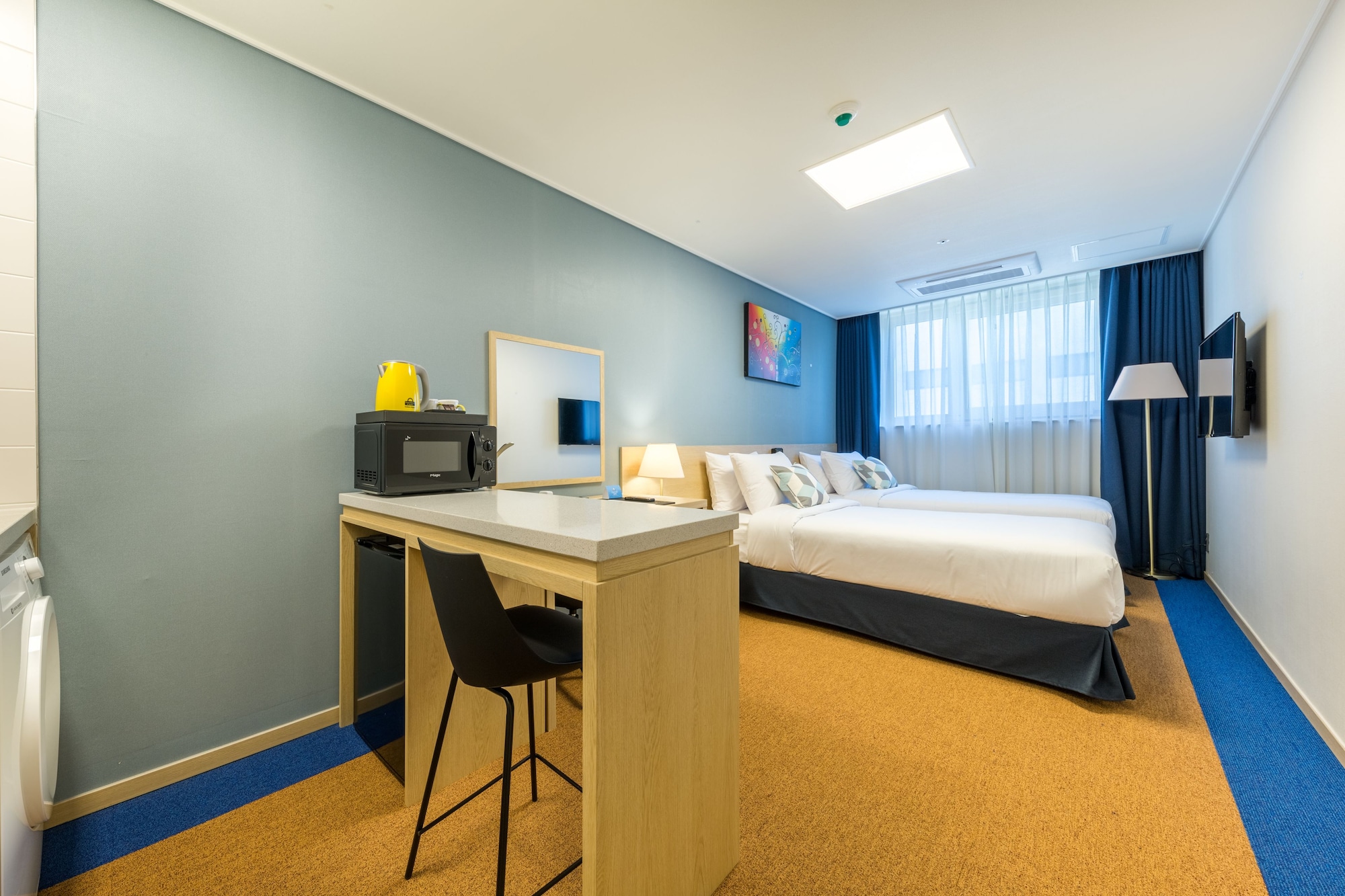 غرفة ديلوكس بسريرين منفصلين، Days Hotel & Suites by Wyndham Incheon Airport 2/4