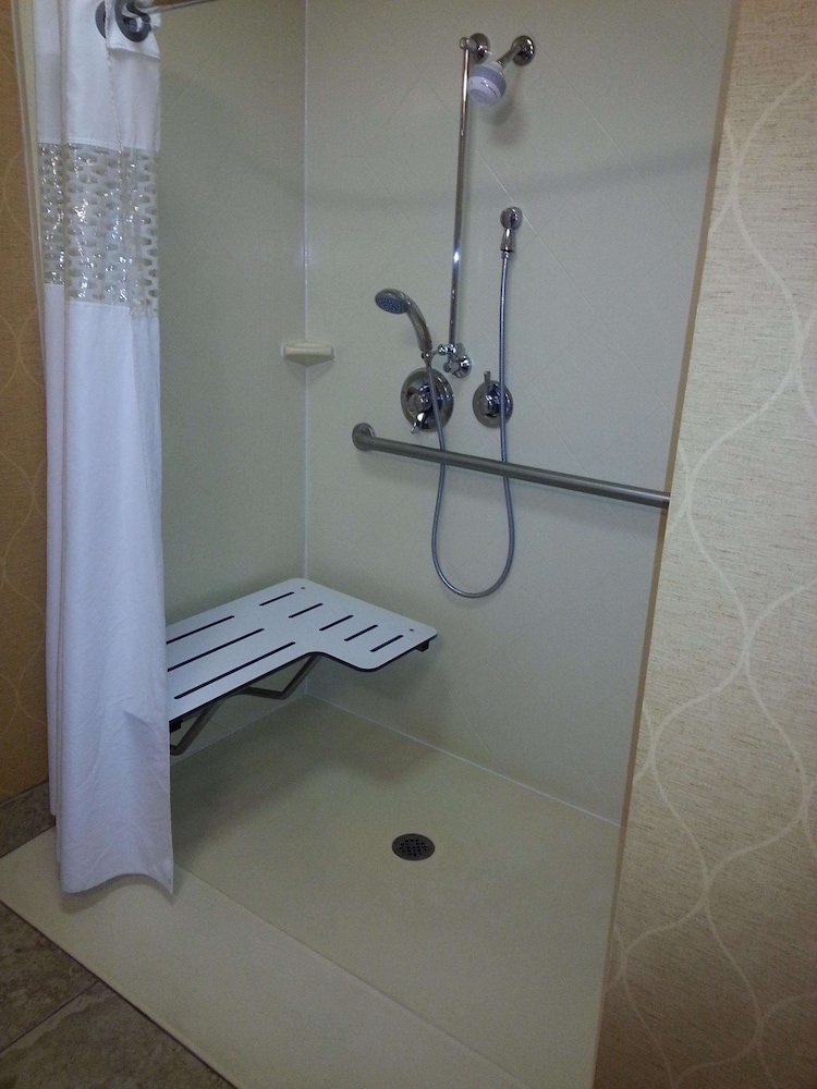 Hampton Inn and Suites Sevierville at Stadium Drive 39/40