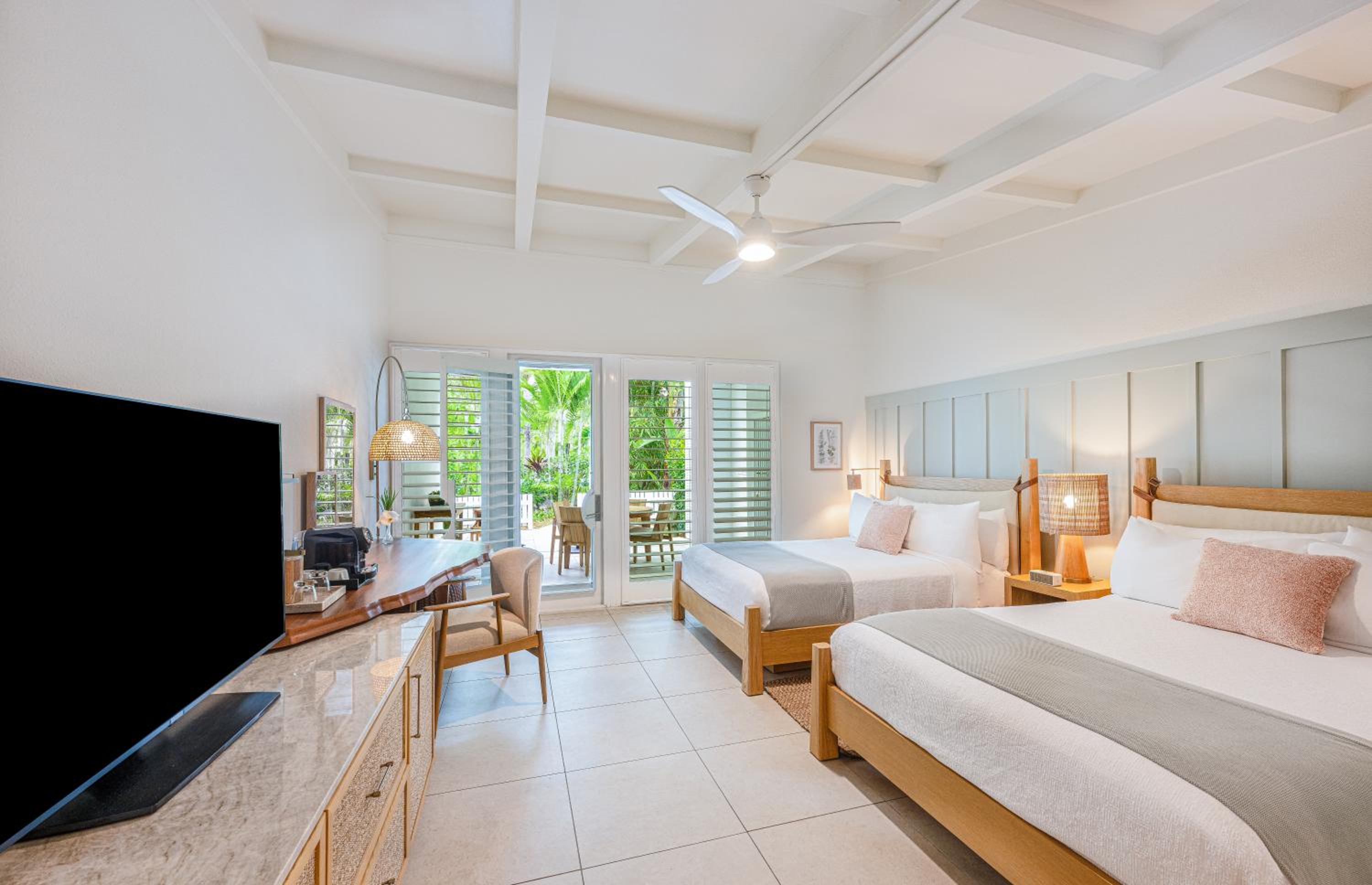Bungalow, 2 Queen Beds, Tropical View