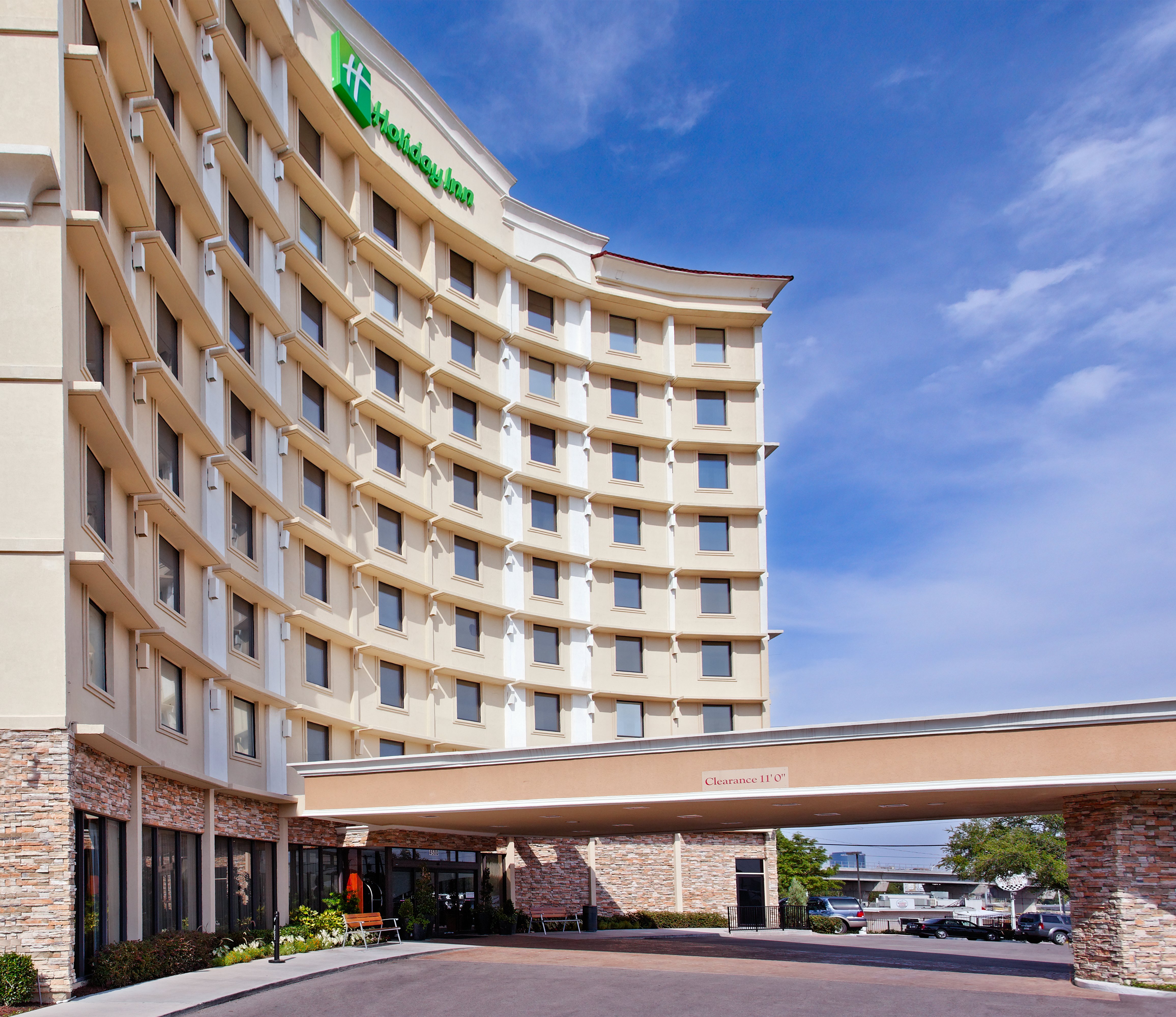 Holiday Inn Market Center Dallas 5/50
