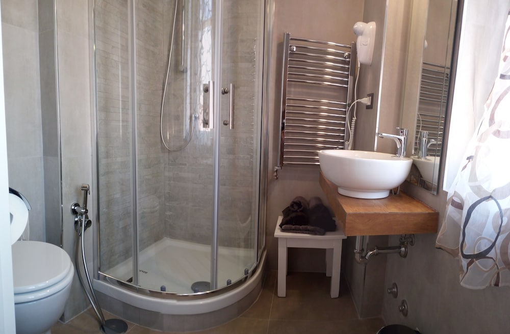 Il Borghetto Guest House 48/50