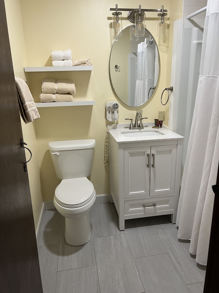 Innsbruck Inn at Stowe 50/50