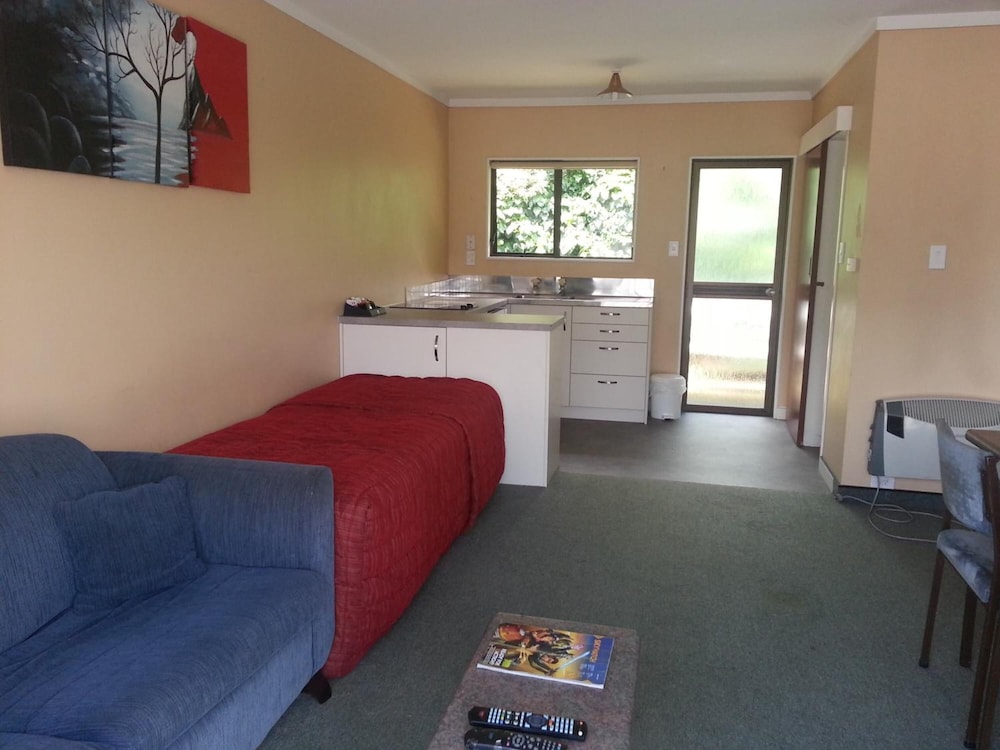 Oxford Court Motel 21/30
