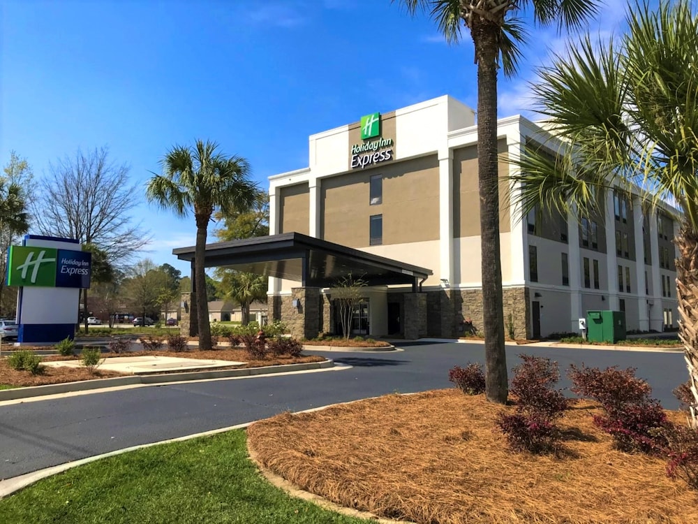 Holiday Inn Express Statesboro 1/42