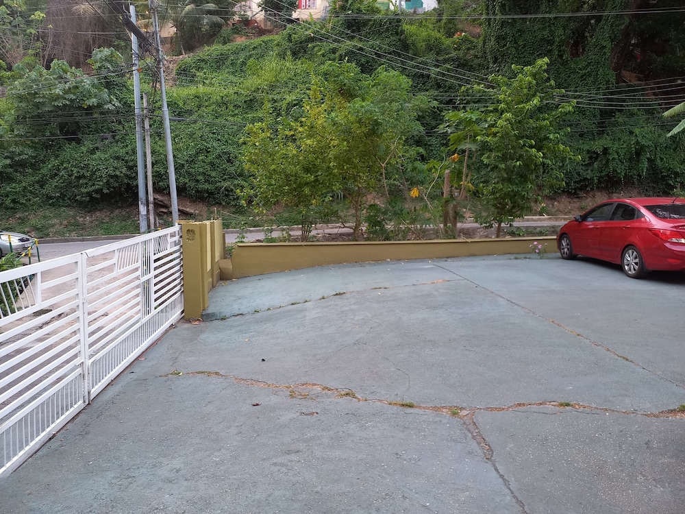 Shalom Guest House 16/19