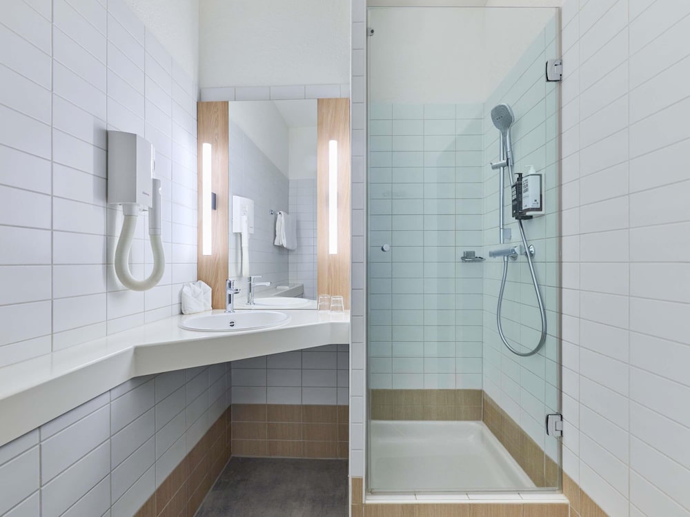 Ibis Chur 44/45