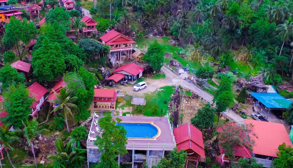 J.B Hut Bungalow 47/59