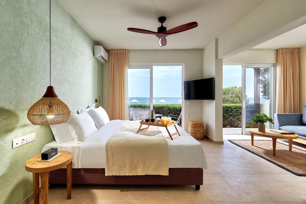 Vasia Sea Retreat - Adults Only 7/36
