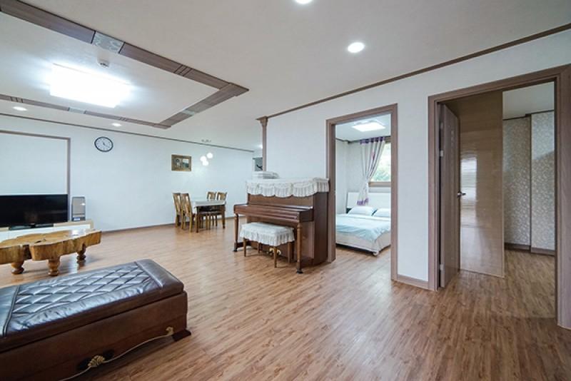 Yeoju Midmi Pension 4/9