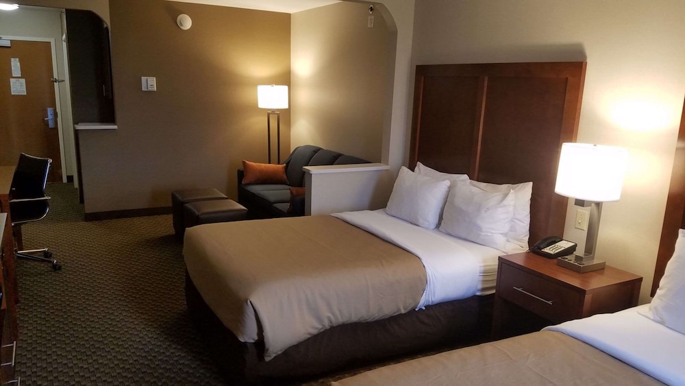 Comfort Inn Airport Roanoke VA 20/53