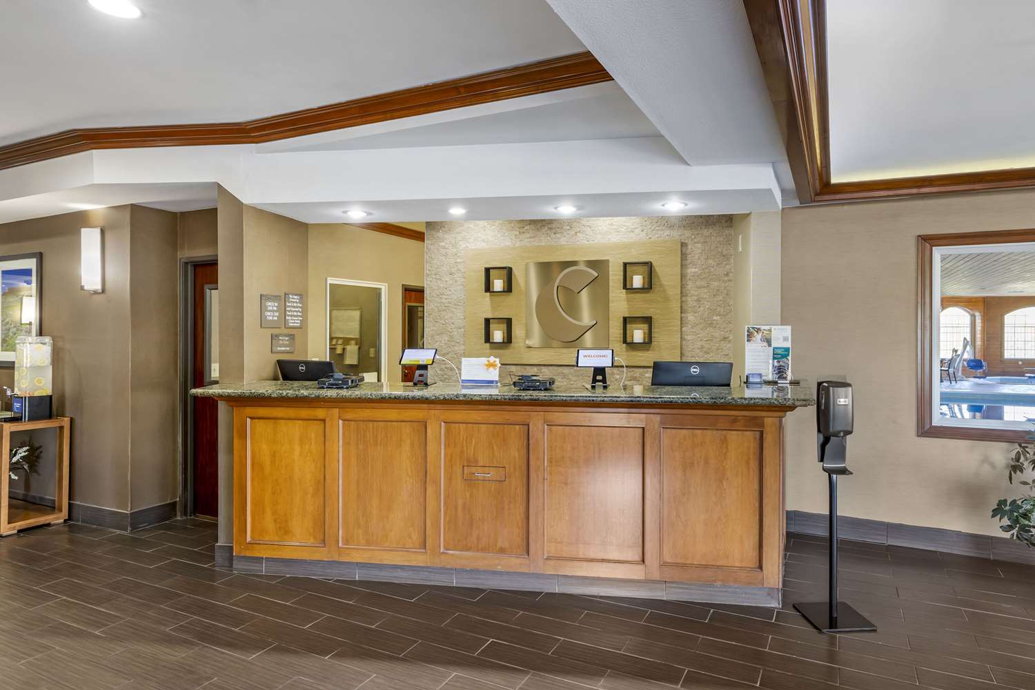 Comfort Inn & Suites Gillette near Campbell Medical Center 10/44