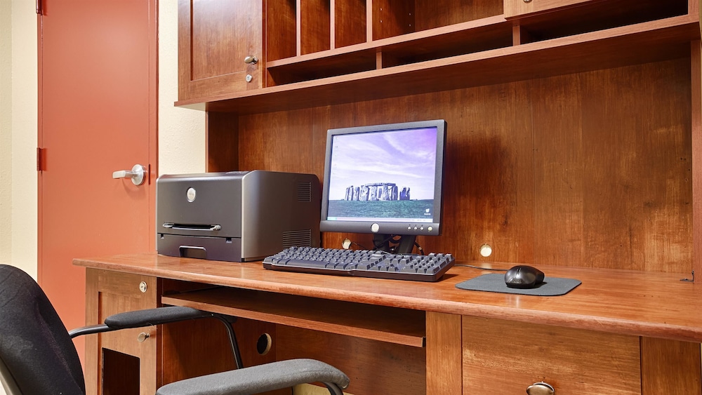 Best Western Fort Lauderdale Airport/Cruise Port 24/26